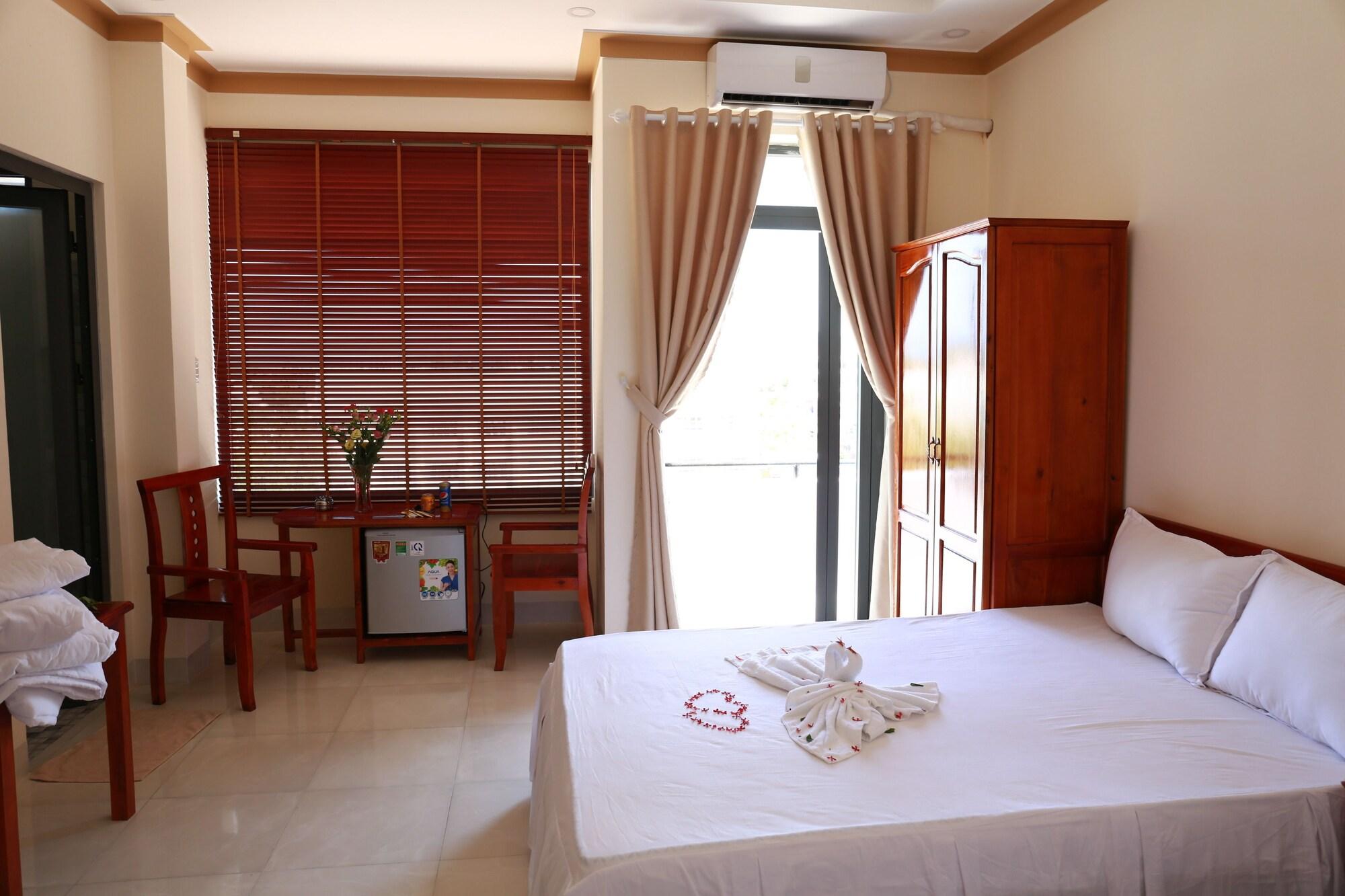 Lien Thong Hotel Phú Quý Zewnętrze zdjęcie